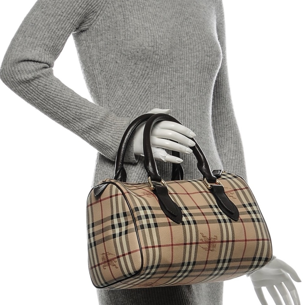 Authentic Burberry Bag - Picture 1 of 8